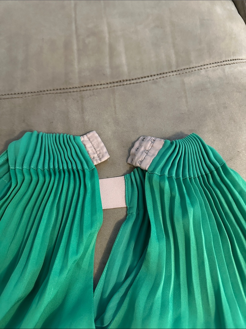 Diane Von Furstenberg silk top - Picture 3 of 8